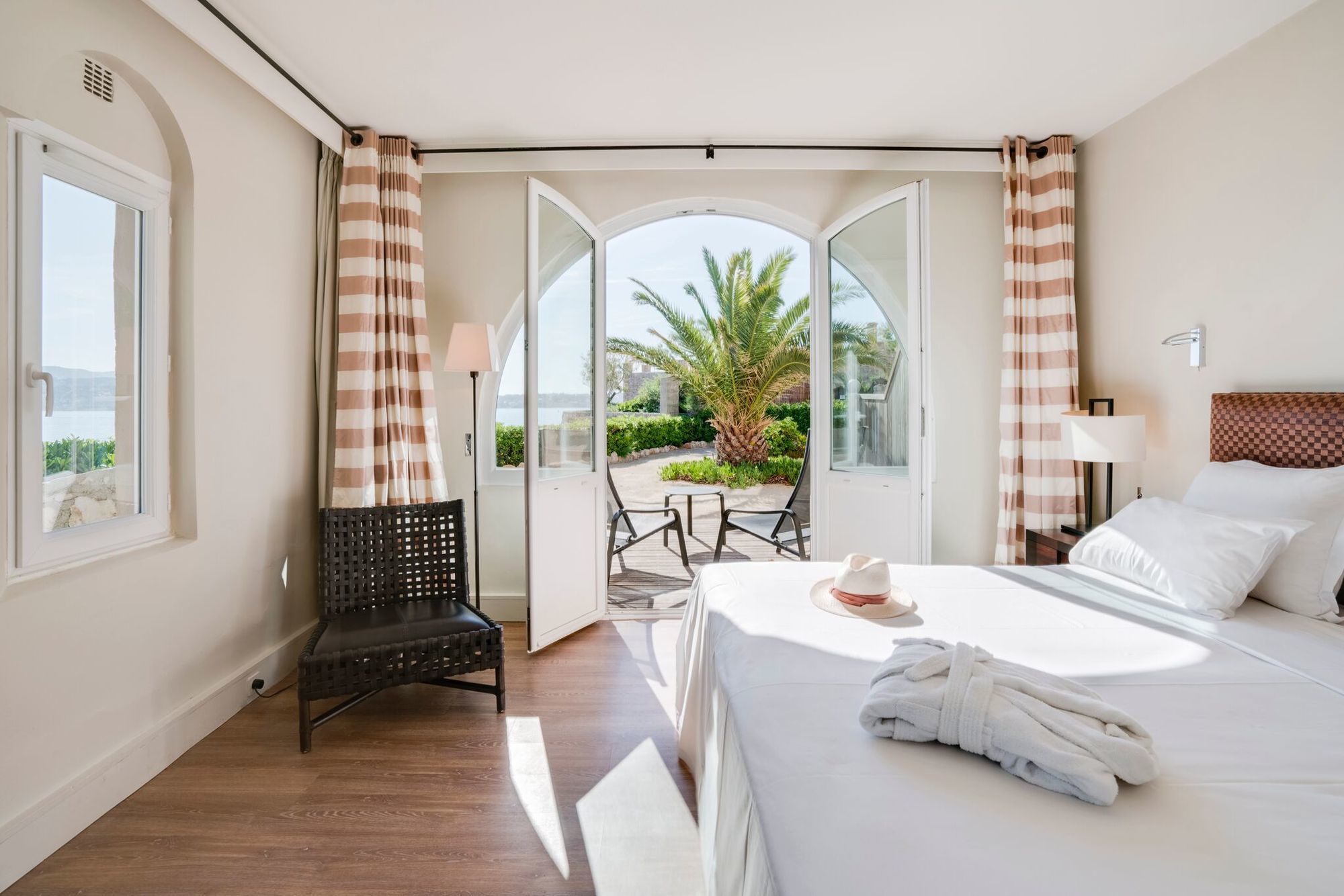 Hotel Delos - Ile De Bendor Bandol Room photo